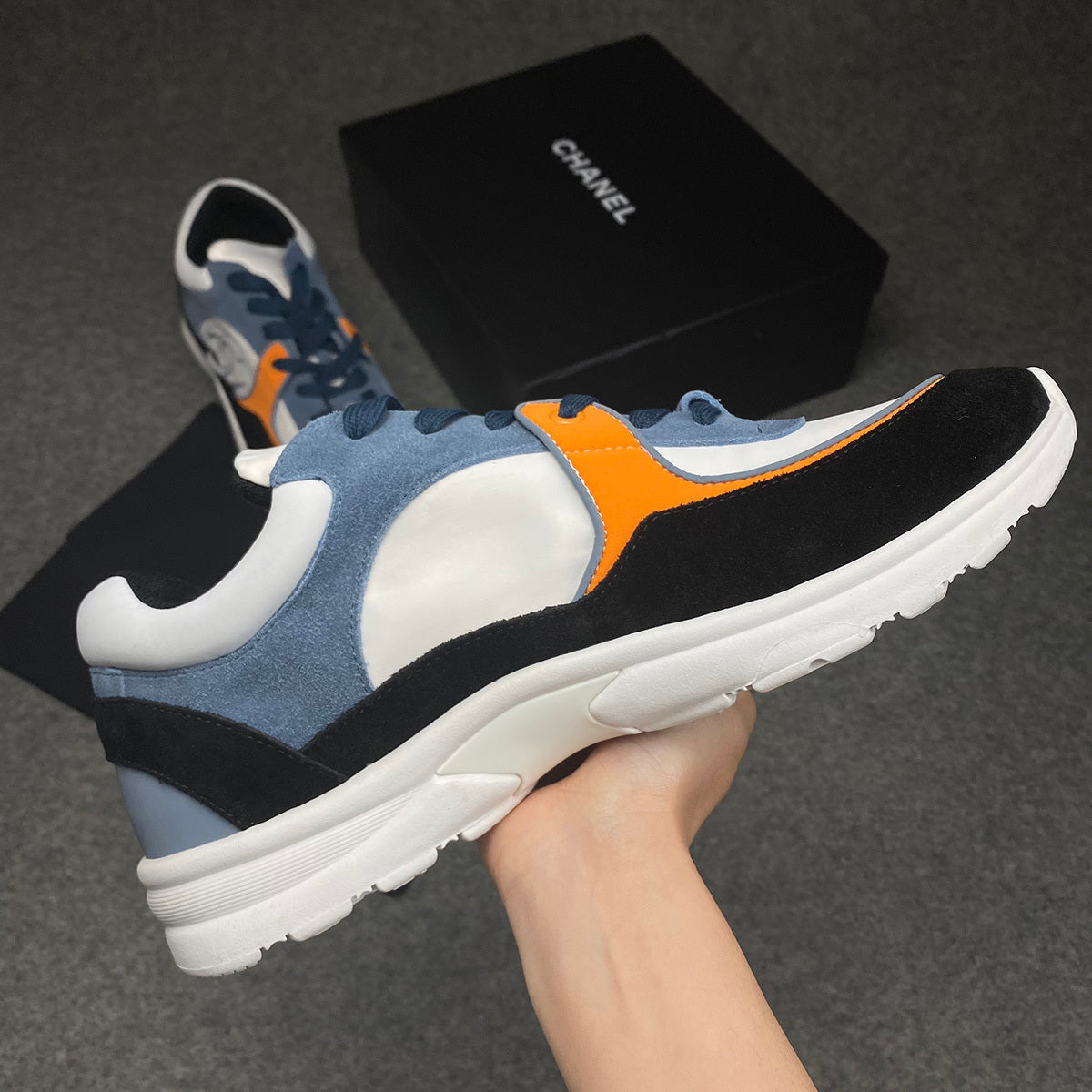 Chanel Wmns Sneaker 'White Navy'