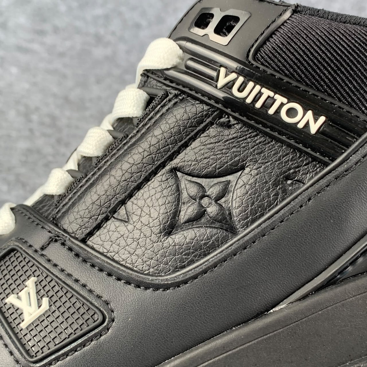 LV Trainer 'Embossed Monogram Black' (B-Grade Version)